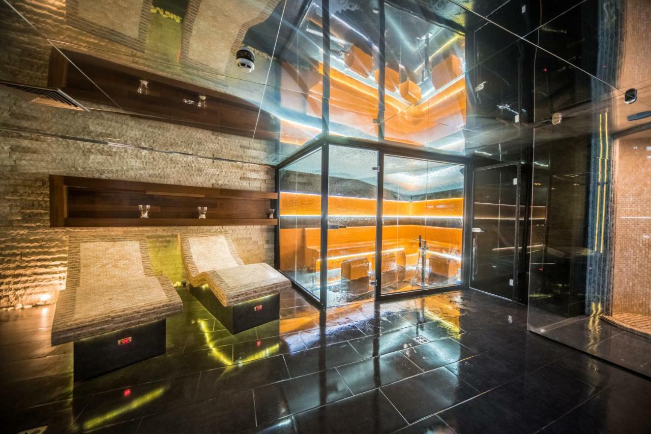 Hotel Emirates Sofie Exteriér fotografie